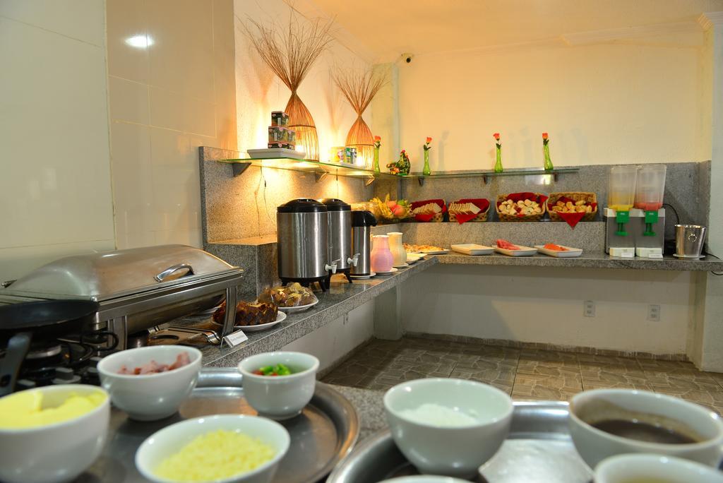 פורטאלזה Alpha Praia Hotel מראה חיצוני תמונה